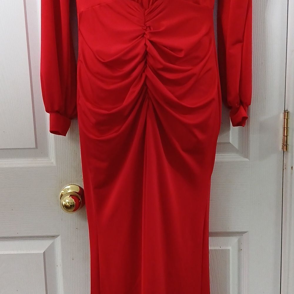 Super Star low cut high slit slink party holiday dress long sleeves Sz L NWOT - Picture 3 of 11